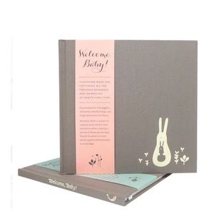 Welcome baby! Keepsake book Baby’s First Year for Baby GIRL